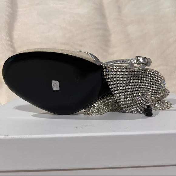 NIB Stunning Kate Cate Silver Crystal Embellished Heels w Slingback size EU 38 - Picture 5 of 7
